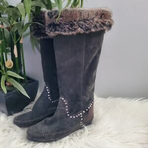 Prodotto Italiano Women's Gray Suede Faux Fur Lined Moccasin Boots 37